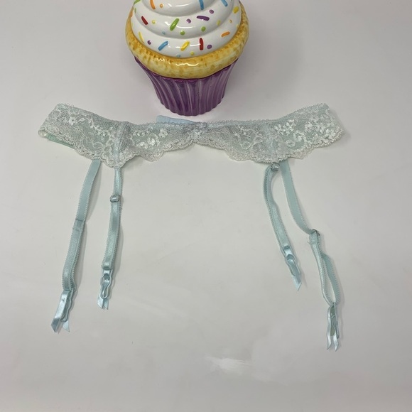 Victoria’s Secret Dream Angels Garter Belt - Picture 1 of 5